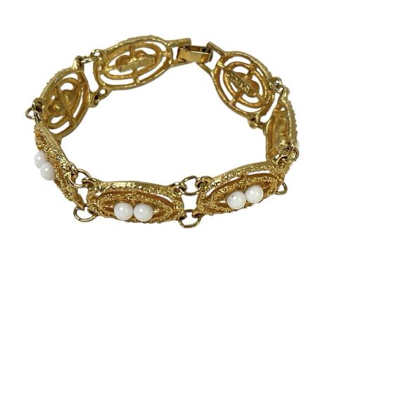 Sarah Coventry Gold Tone Bracelet Soft Swirl Textured Links White Beads Openwork - Picture 6 of 10